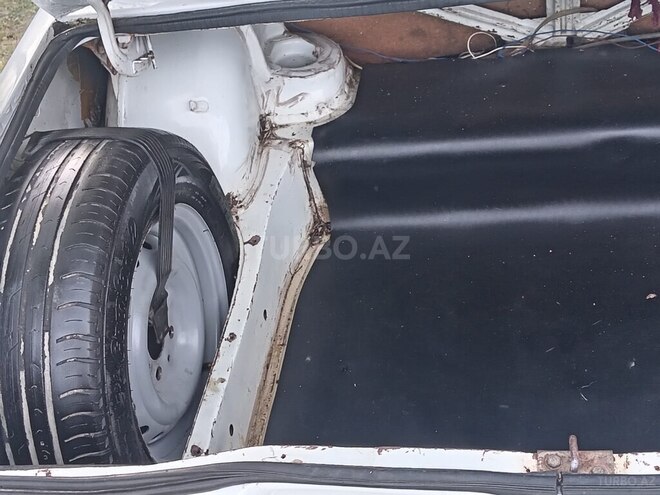 LADA (VAZ) 2107 2000, 130,000 km - 1.6 л - Şirvan
