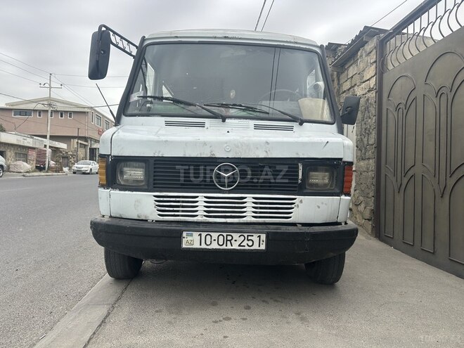 Mercedes  1994, 524,368 km - 2.4 l - Bakı