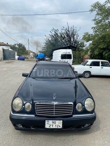 Mercedes E 320 1996, 352,000 km - 3.2 l - Bərdə