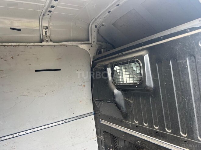 Ford Transit 2010, 220,000 km - 2.2 л - Astara