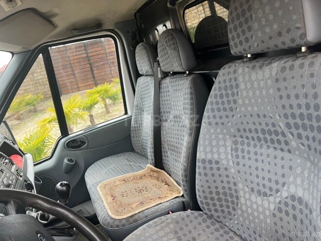 Ford Transit 2010, 220,000 km - 2.2 л - Astara