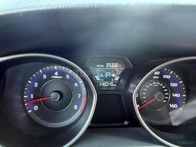 Hyundai Elantra 2015, 238,000 km - 1.8 l - Bakı