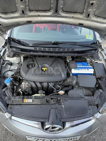 Hyundai Elantra 2015, 238,000 km - 1.8 l - Bakı