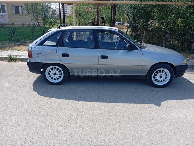 Opel Astra 1994, 321,546 km - 1.6 l - Sumqayıt