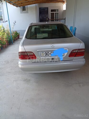 Mercedes E 270 2001, 480,000 km - 2.7 l - Bakı