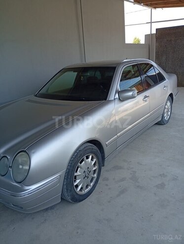 Mercedes E 270 2001, 480,000 km - 2.7 l - Bakı