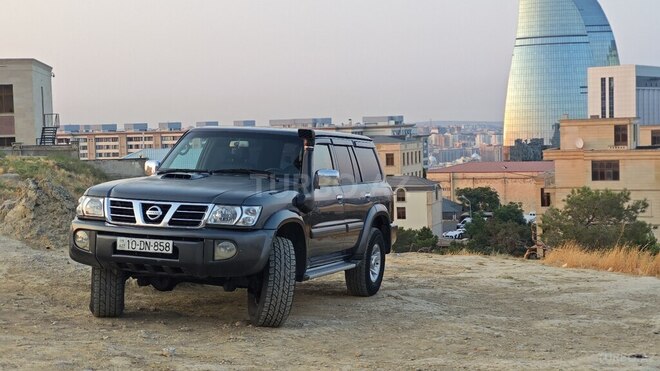 Nissan Patrol 2003, 455,000 km - 3.0 l - Bakı