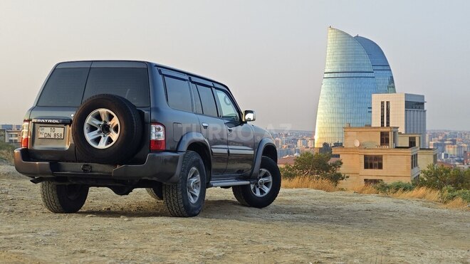 Nissan Patrol 2003, 455,000 km - 3.0 l - Bakı