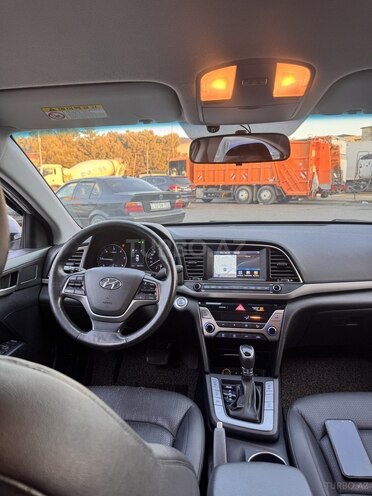Hyundai Avante 2016, 204,000 km - 1.6 l - Bakı
