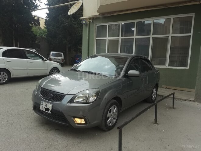 Kia Rio 2009, 390,000 km - 1.4 l - Bakı