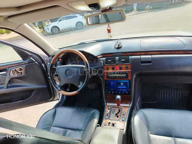 Mercedes E 320 1999, 396,000 km - 3.2 l - Lənkəran