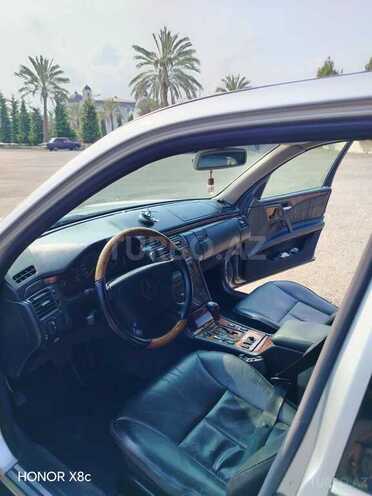 Mercedes E 320 1999, 396,000 km - 3.2 l - Lənkəran