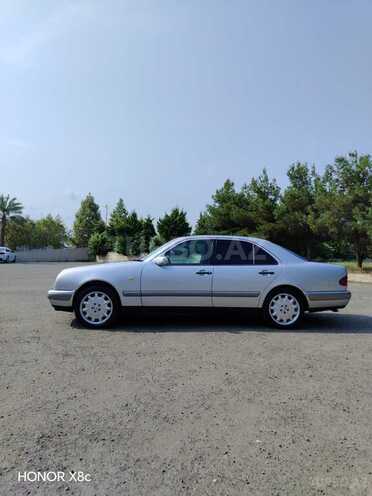 Mercedes E 320 1999, 396,000 km - 3.2 l - Lənkəran