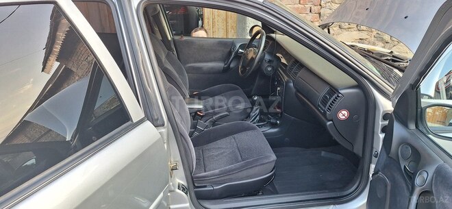 Opel Vectra 1999, 344,000 km - 1.6 l - Şəki