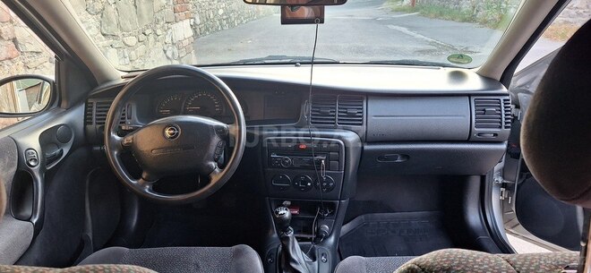 Opel Vectra 1999, 344,000 km - 1.6 l - Şəki
