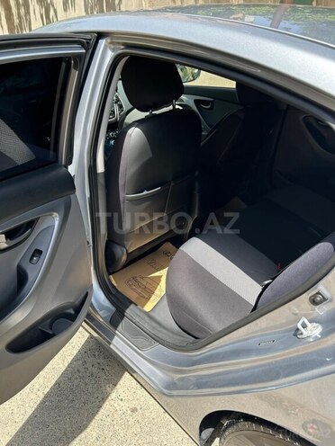 Hyundai Elantra 2015, 173,000 km - 1.8 l - Bakı
