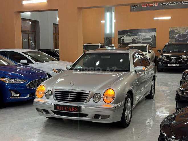 Mercedes E 240 2001, 275,488 km - 2.4 l - Xırdalan