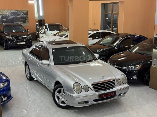 Mercedes E 240 2001, 275,488 km - 2.4 l - Xırdalan