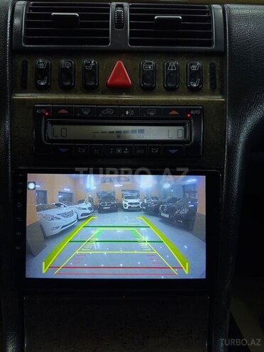 Mercedes E 240 2001, 275,488 km - 2.4 l - Xırdalan