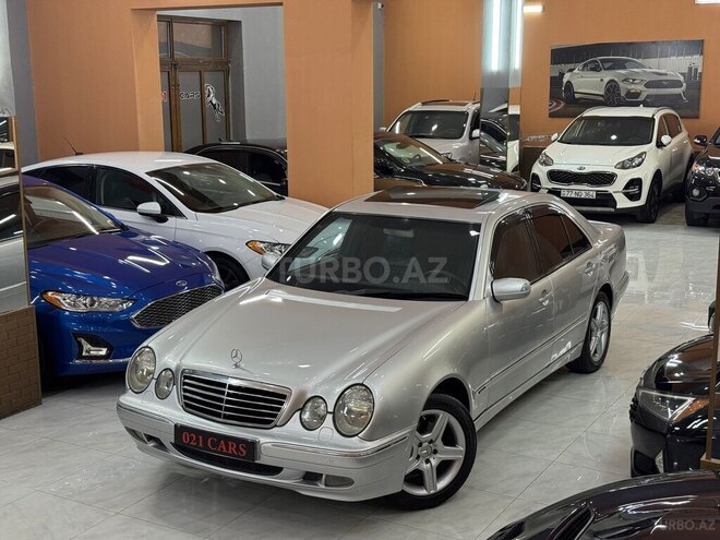 Mercedes E 240 2001, 275,488 km - 2.4 l - Xırdalan