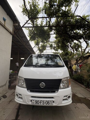 Nissan Urvan 2012, 160,000 km - 2.5 l - Bakı