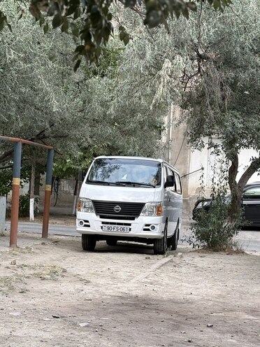 Nissan Urvan 2012, 160,000 km - 2.5 l - Bakı
