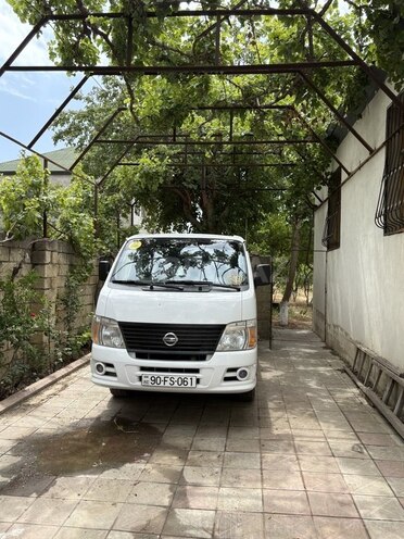 Nissan Urvan 2012, 160,000 km - 2.5 l - Bakı