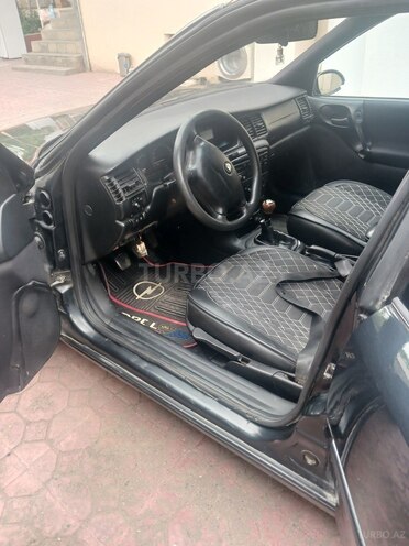 Opel Vectra 1996, 300,000 km - 1.8 l - Gəncə