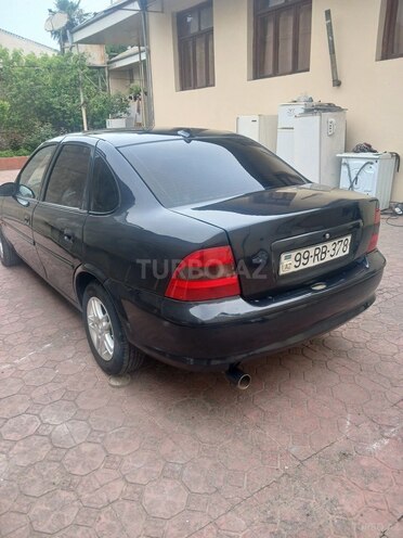 Opel Vectra 1996, 300,000 km - 1.8 l - Gəncə