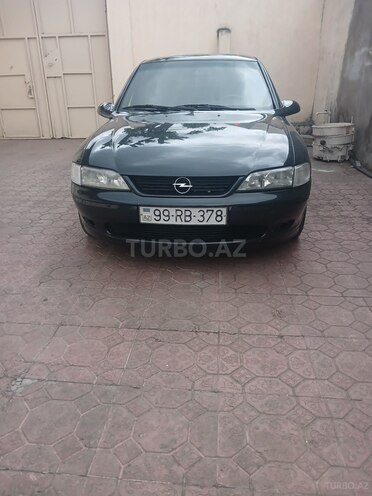 Opel Vectra 1996, 300,000 km - 1.8 l - Gəncə