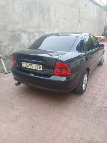 Opel Vectra 1996, 300,000 km - 1.8 l - Gəncə