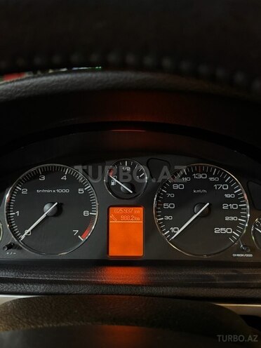Peugeot 407 2005, 26,000 km - 2.0 l - Bakı