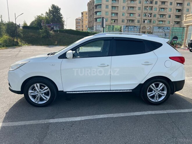 Hyundai ix35 2011, 97,000 km - 2.0 l - Bakı