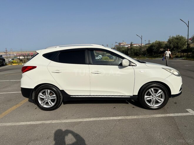 Hyundai ix35 2011, 97,000 km - 2.0 l - Bakı