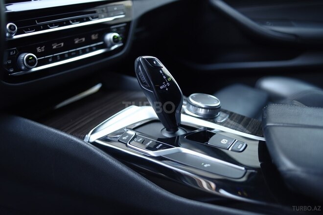 BMW 530 2019, 113,000 km - 2.0 l - Bakı