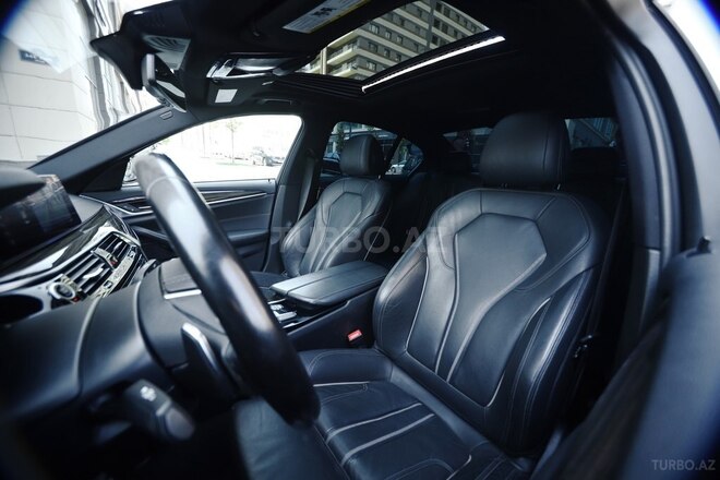 BMW 530 2019, 113,000 km - 2.0 l - Bakı