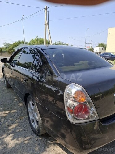 Nissan Altima 2006, 250,000 km - 2.5 л - Yevlax