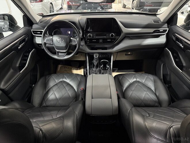 Toyota Highlander 2023, 15,000 km - 2.5 l - Bakı