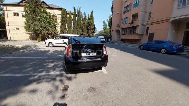 Toyota Prius 2014, 281,635 km - 1.8 l - Bakı