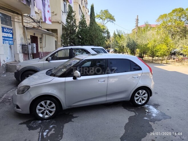 MG 3 2011, 425,000 km - 1.5 l - Salyan