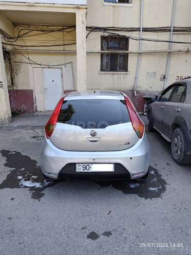 MG 3 2011, 425,000 km - 1.5 l - Salyan