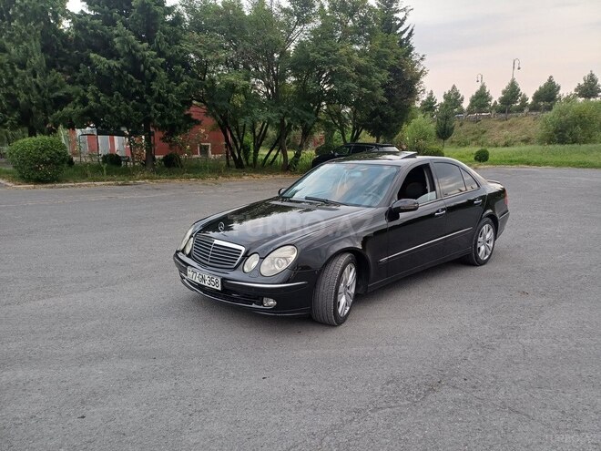 Mercedes E 240 2003, 313,700 km - 2.6 l - Balakən
