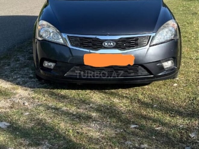 Kia  2009, 250,000 km - 1.6 l - Quba