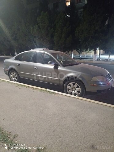 Volkswagen Passat 2001, 298,000 km - 1.8 l - Sumqayıt