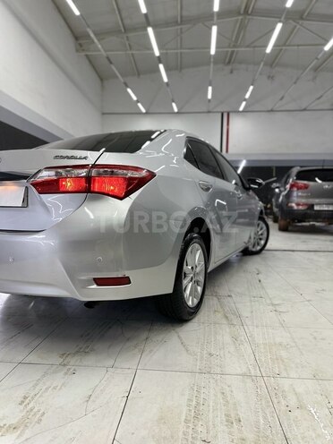 Toyota Corolla 2013, 225,000 km - 1.6 l - Bakı