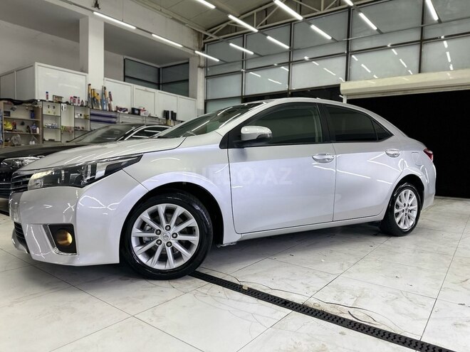 Toyota Corolla 2013, 225,000 km - 1.6 l - Bakı