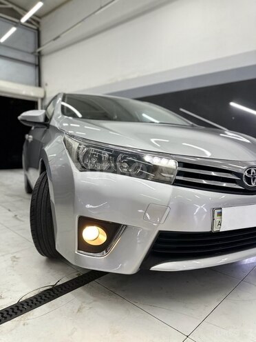 Toyota Corolla 2013, 225,000 km - 1.6 l - Bakı