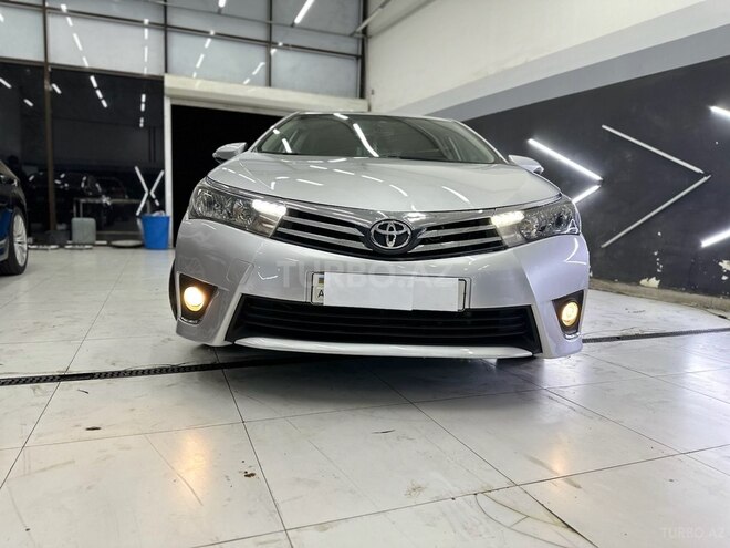 Toyota Corolla 2013, 225,000 km - 1.6 l - Bakı