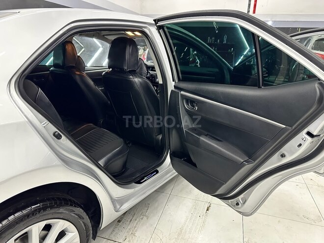 Toyota Corolla 2013, 225,000 km - 1.6 l - Bakı
