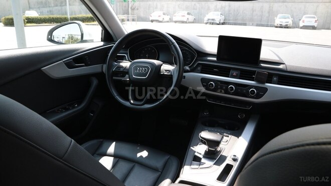 Audi A4 2017, 65,000 km - 2.0 l - Bakı